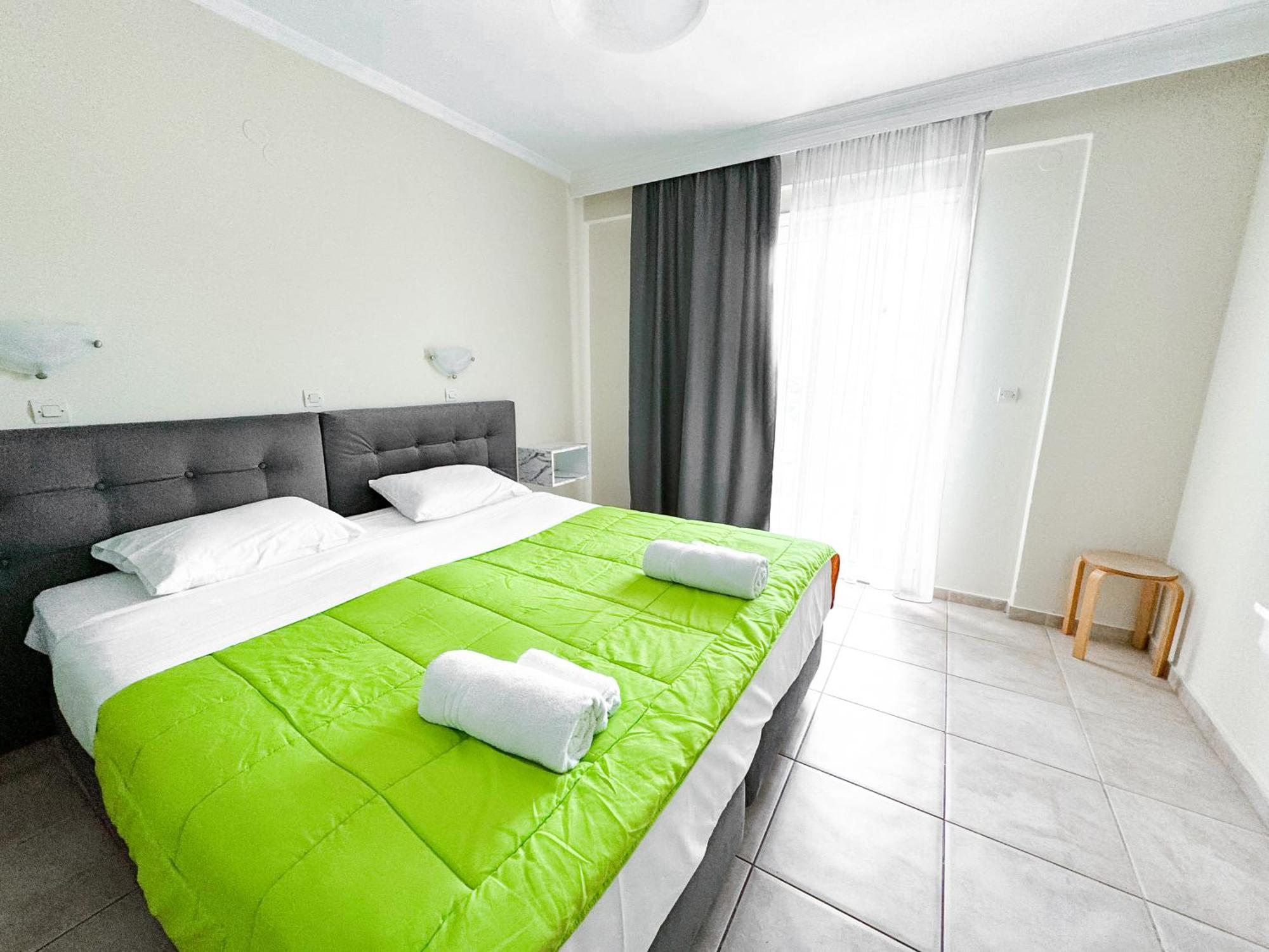 Kavos Plaza Hotel Luaran gambar
