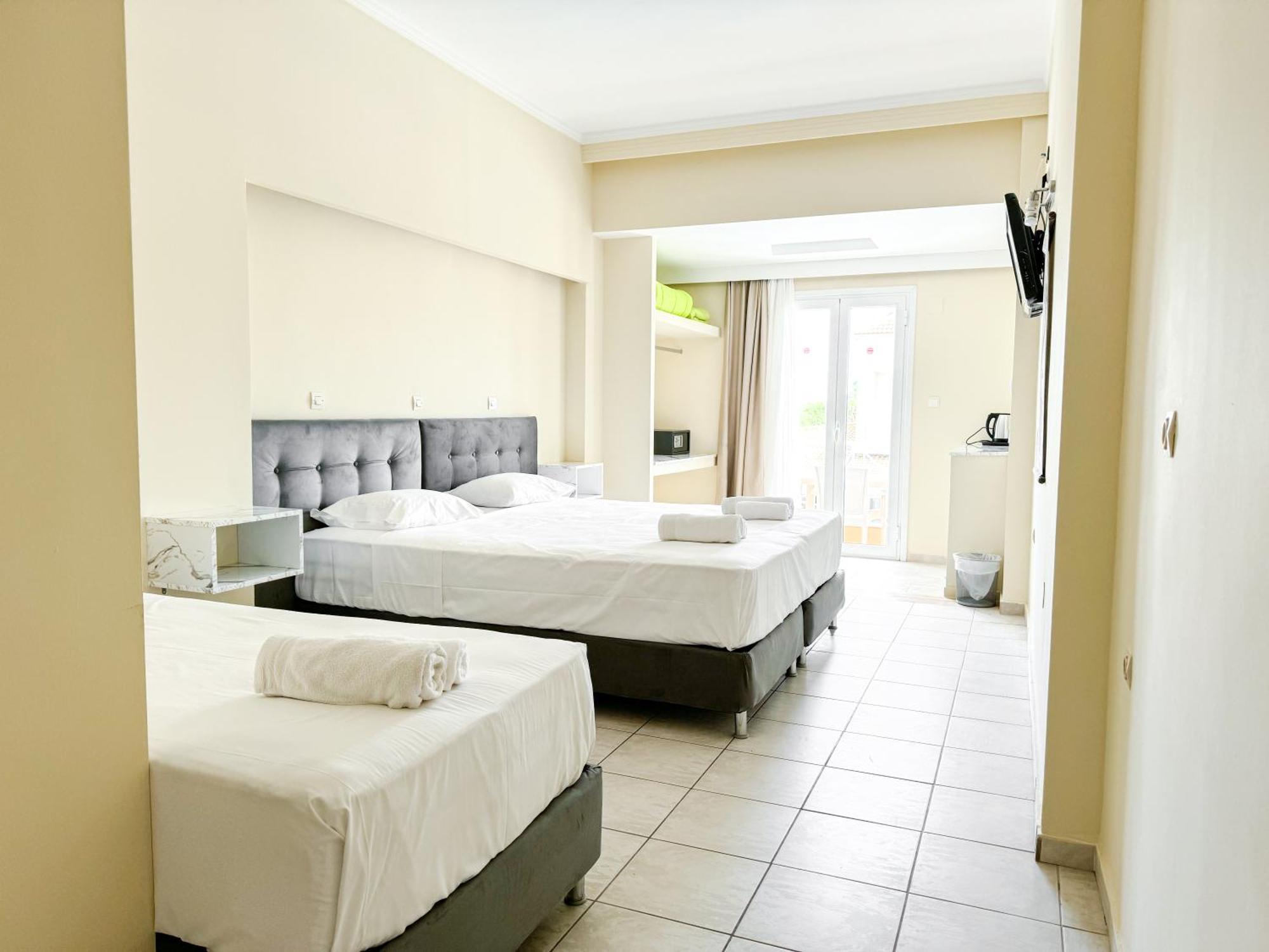 Kavos Plaza Hotel Luaran gambar