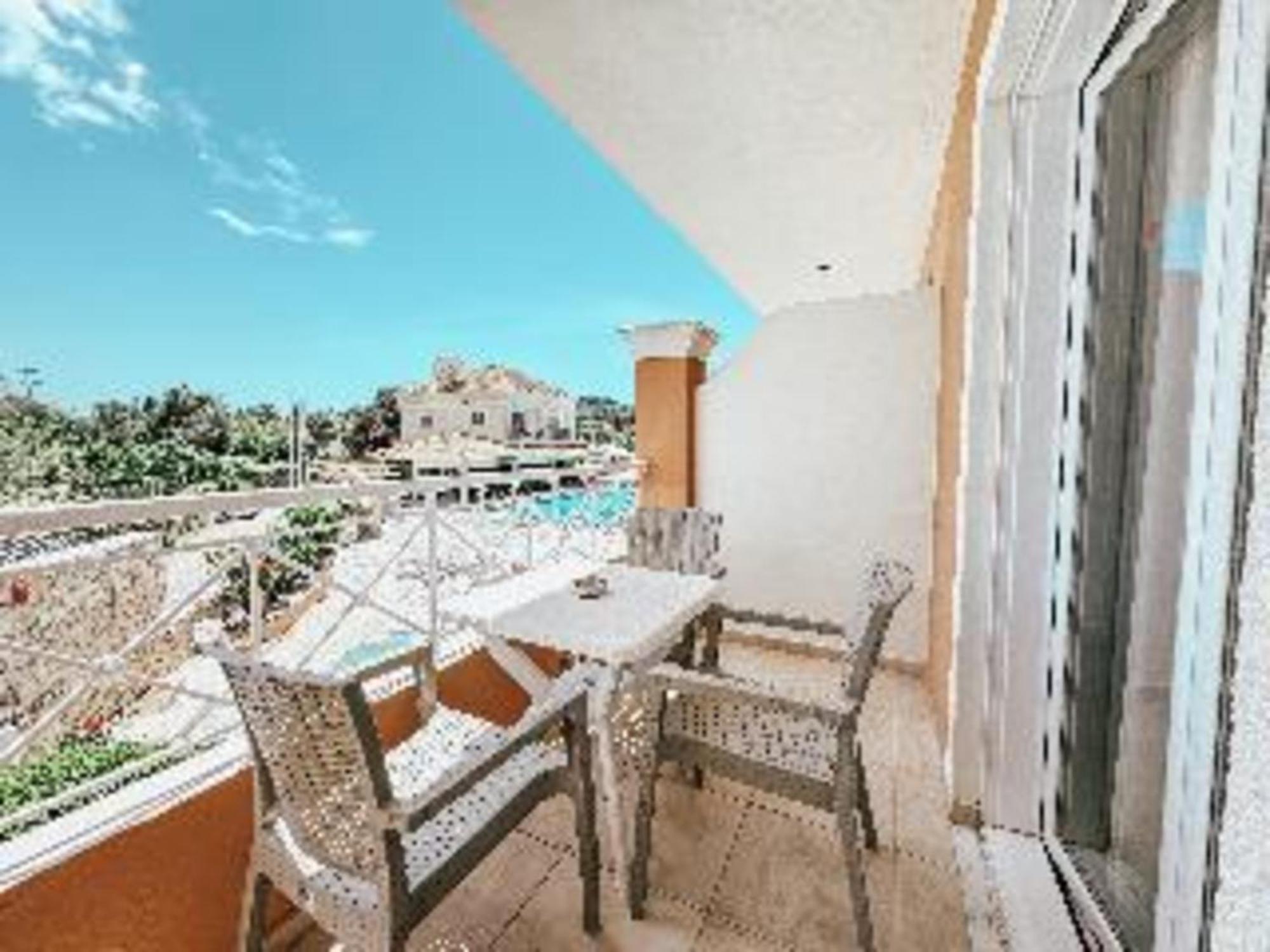 Kavos Plaza Hotel Luaran gambar
