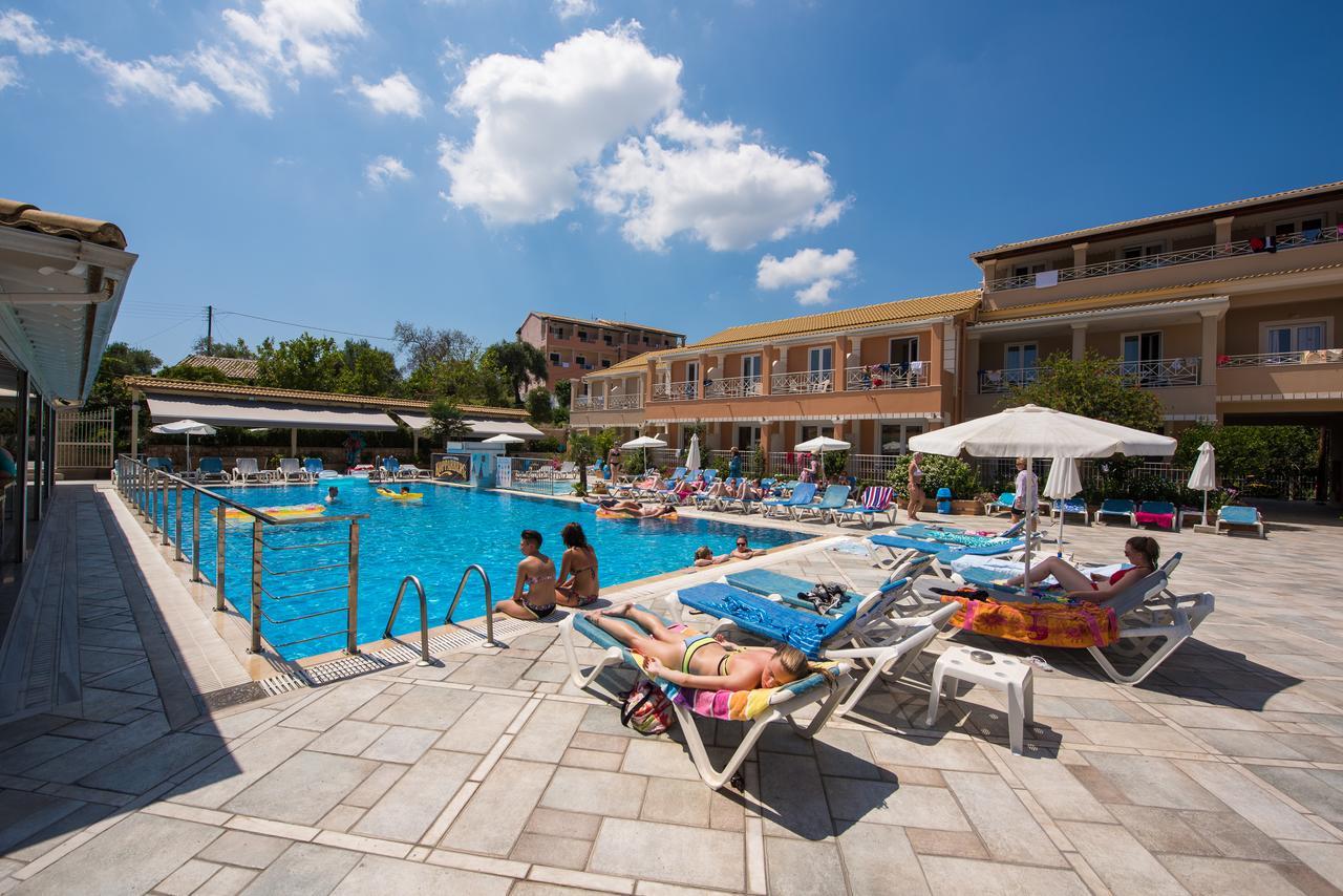 Kavos Plaza Hotel Luaran gambar