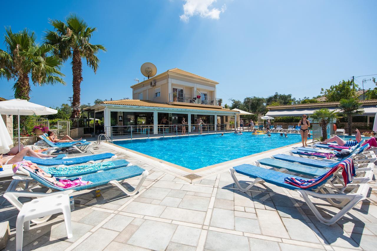 Kavos Plaza Hotel Luaran gambar