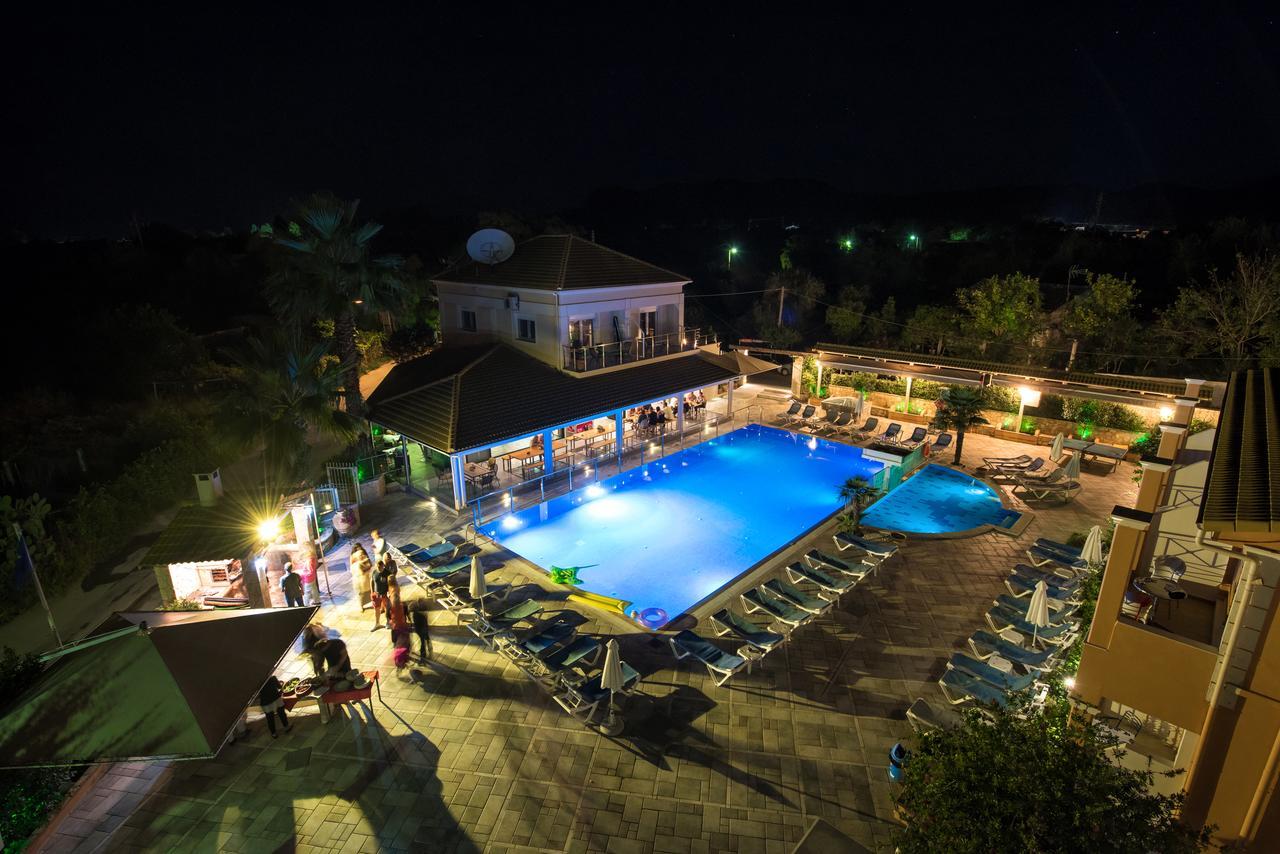 Kavos Plaza Hotel Luaran gambar